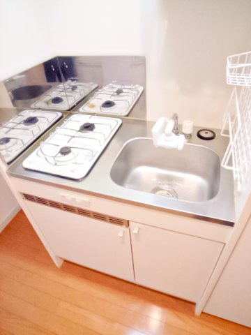 サヴォイレジェント　7階のキッチン|別号室のものです。現状優先になります。