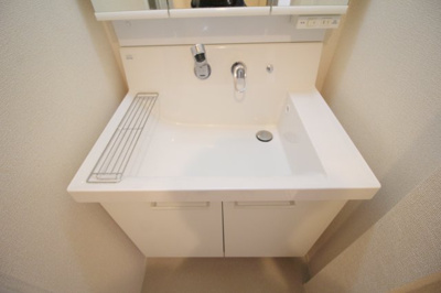 【独立洗面台】 | アヴェニール服部