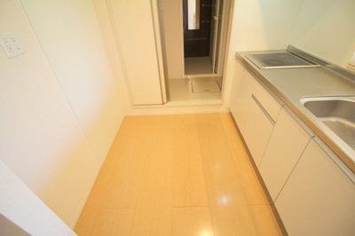 【キッチン】 | アヴェニール服部