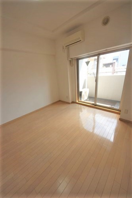 【洋室】 | ディオレクレスト東心斎橋