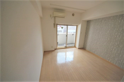 【洋室】 | ディオレクレスト東心斎橋