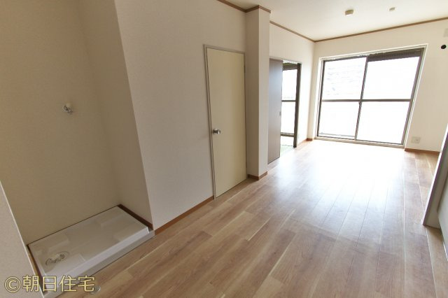 サンコーポ沖本の居間・リビング