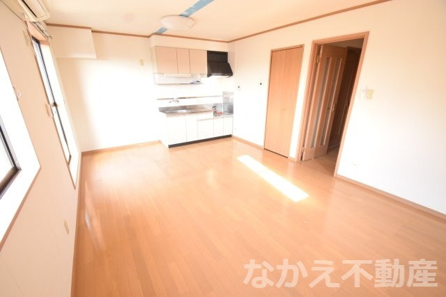 【居間・リビング】 | ゆったり過ごせるリビングです