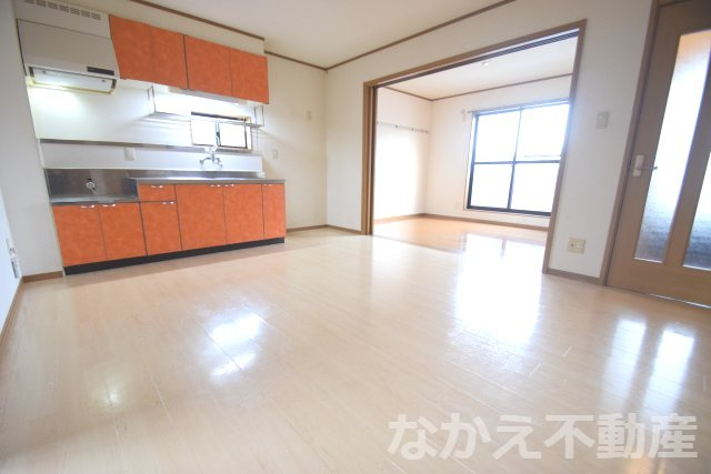 【居間・リビング】 | ゆったり過ごせる居間です