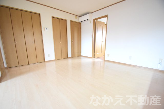 【居間・リビング】 | ゆったり過ごせる居間です