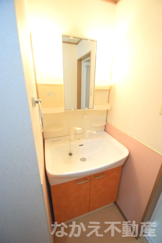 【洗面所】 | ゆったりとスペースのある洗面所