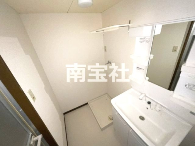 【洗面所】
