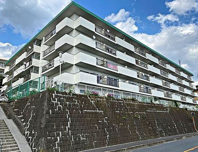 【外観】 | メゾン浦島 | 総戸数66戸、1973年8月築。