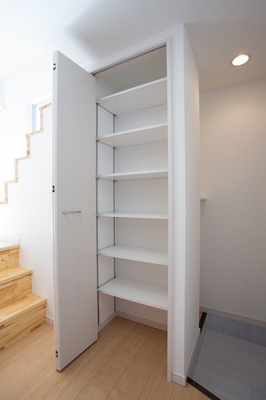 【収納】 | 南片江ルクス | 別号室の写真になります。現況優先。