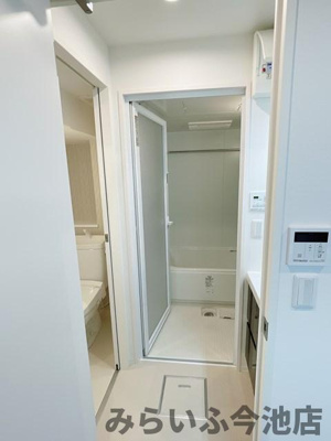 【玄関】 | ルーエ池下