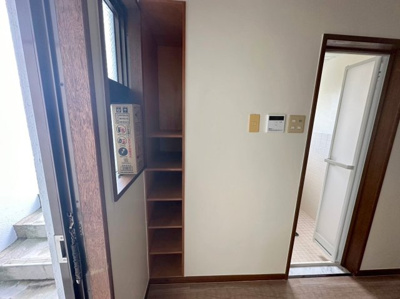 【玄関】 | パーソンハウス具志堅 | ※退去前の為、写真と現状が異なる場合がございます