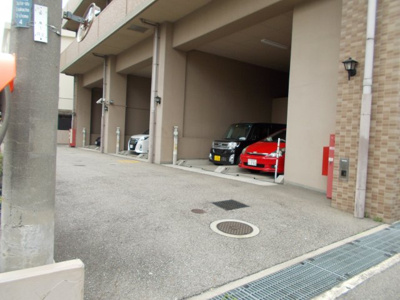【駐車場】 | ディナスティ緑地公園