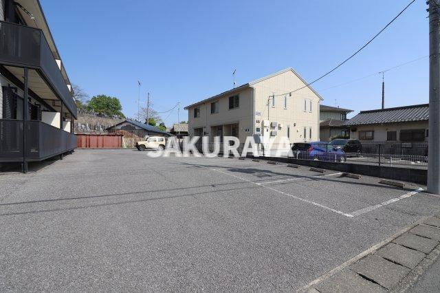 エルパティオ須長 Ⅱの駐車場|Ⅱ棟側