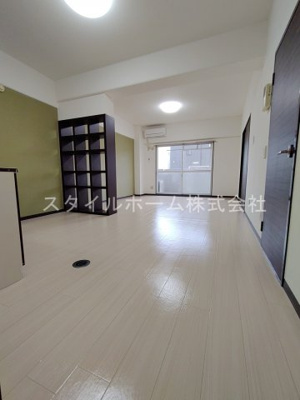 【居間・リビング】 | フィオーレ大山Ⅰ