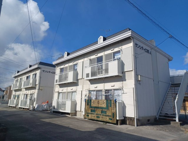 サンシティ江栗の外観