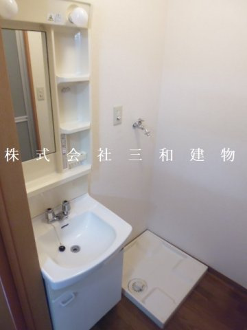 コーポサンヒルズの洗面所