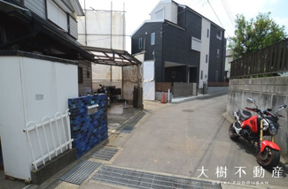 【前面道路含む現地写真】 | ※令和5年5月中旬に撮影