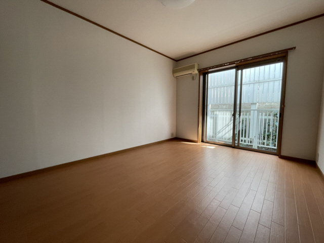 セレブ岡本の居間・リビング