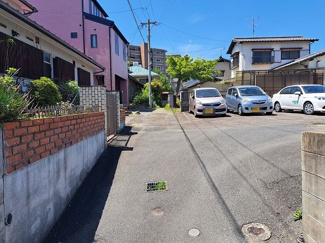 【前面道路含む現地写真】
