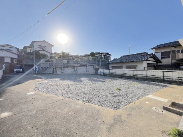 南区野多目6丁目の駐車場