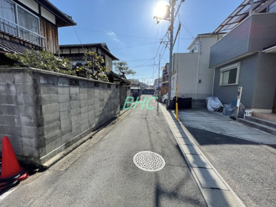 【前面道路含む現地写真】 | 中庄２丁目全１棟１号棟
