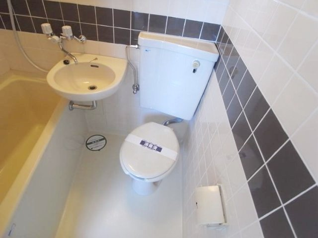 ビクセルお茶の水の浴室|※写真は同タイプの別室になります