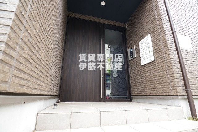 REGALEST浅間町のエントランス