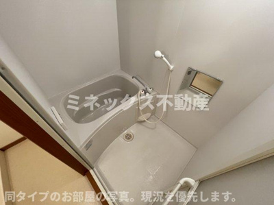 【独立洗面台】 | ファミリアOdo | 同タイプのお部屋の写真。現況を優先します。