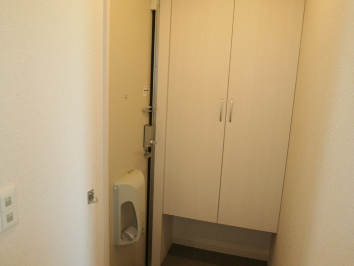 メゾン・ド・ルシオの玄関