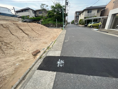 【前面道路含む現地写真】 | 瑞穂区萩山町 全2棟 2号棟＜仲介手数料無料＞豊岡小・萩山中　新築一戸建て | 6/1撮影
住宅ローンアドバイザーの村田です。住宅ローン審査が通らなかった方、あきらめる前にご相談ください。
