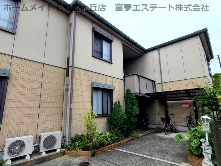 ファミール唐国IIのエントランス