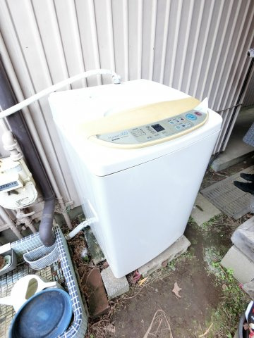【設備】 | 共同洗濯機です