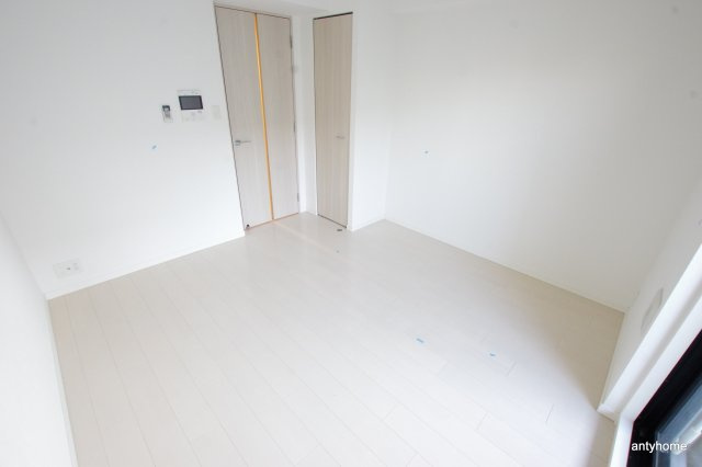 S-RESIDENCE新大阪リデンテ　仲介手数料無料の居間・リビング