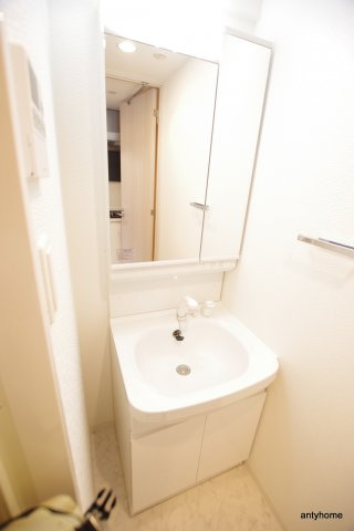 S-RESIDENCE新大阪リデンテ　仲介手数料無料の洗面所