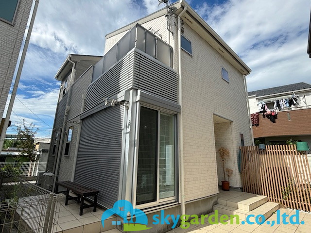 平塚市豊田本郷　　中古戸建の外観