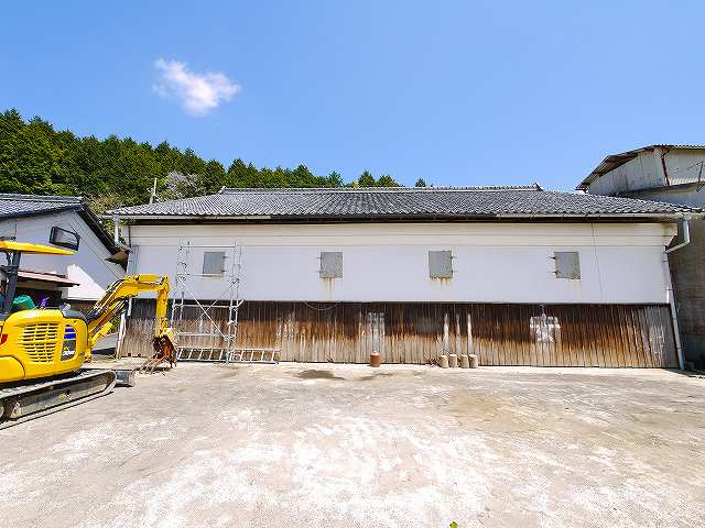 大型駐車場（資材置場）付き貸倉庫の駐車場