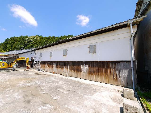 大型駐車場（資材置場）付き貸倉庫の駐車場