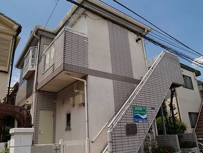 ローズアパートＲ４５番館の外観
