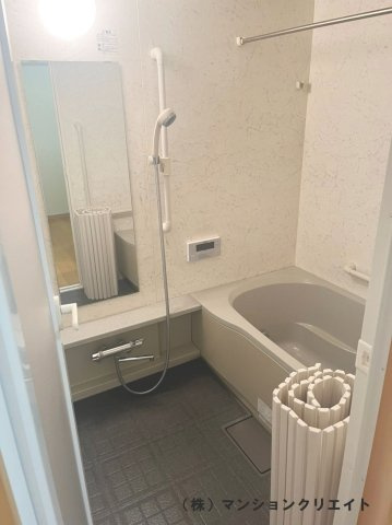 ビブレ成和の浴室