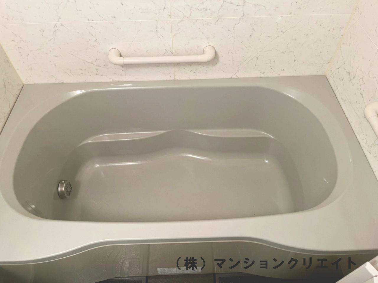 ビブレ成和の浴室