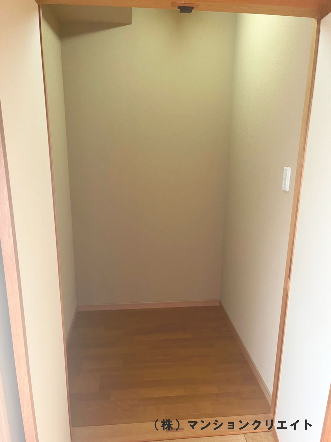 ビブレ成和の収納|4.5帖の琉球間の和室にある収納も奥行があり、収納性抜群です