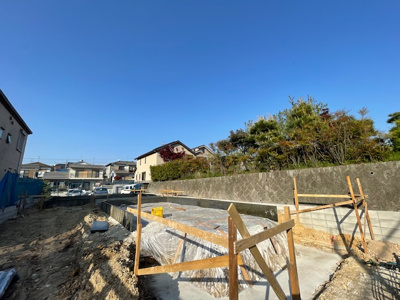 【外観】 | 天白区西入町第3期 全2棟　＜仲介手数料無料＞山根小・天白中　新築一戸建て | 撮影
社長の村田です！
自らプレイヤーとして営業しています
長年の経験と実績から皆様により良いマイホーム購入のご提案をいたします。
住宅ローンの不安や購入後の不安等何でもご相談ください。