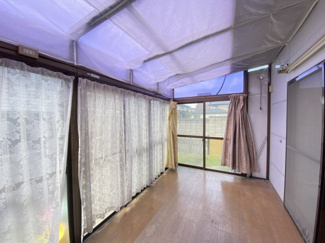 【その他】 | 下豊岡町　中古戸建 | ■広いサンルームです！
■日当たりがいいので洗濯物がよく乾きます！