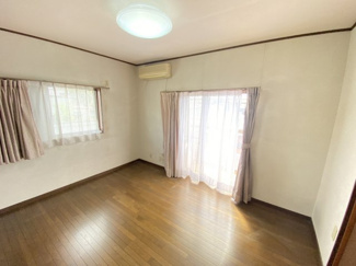 【洋室】 | 下豊岡町　中古戸建 | ■日当たりの良い洋室です！