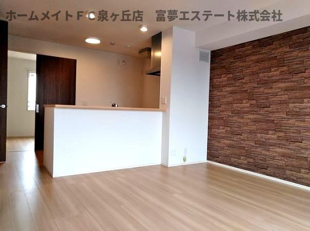 【居間・リビング】 | ノア・パークくさべ B棟
