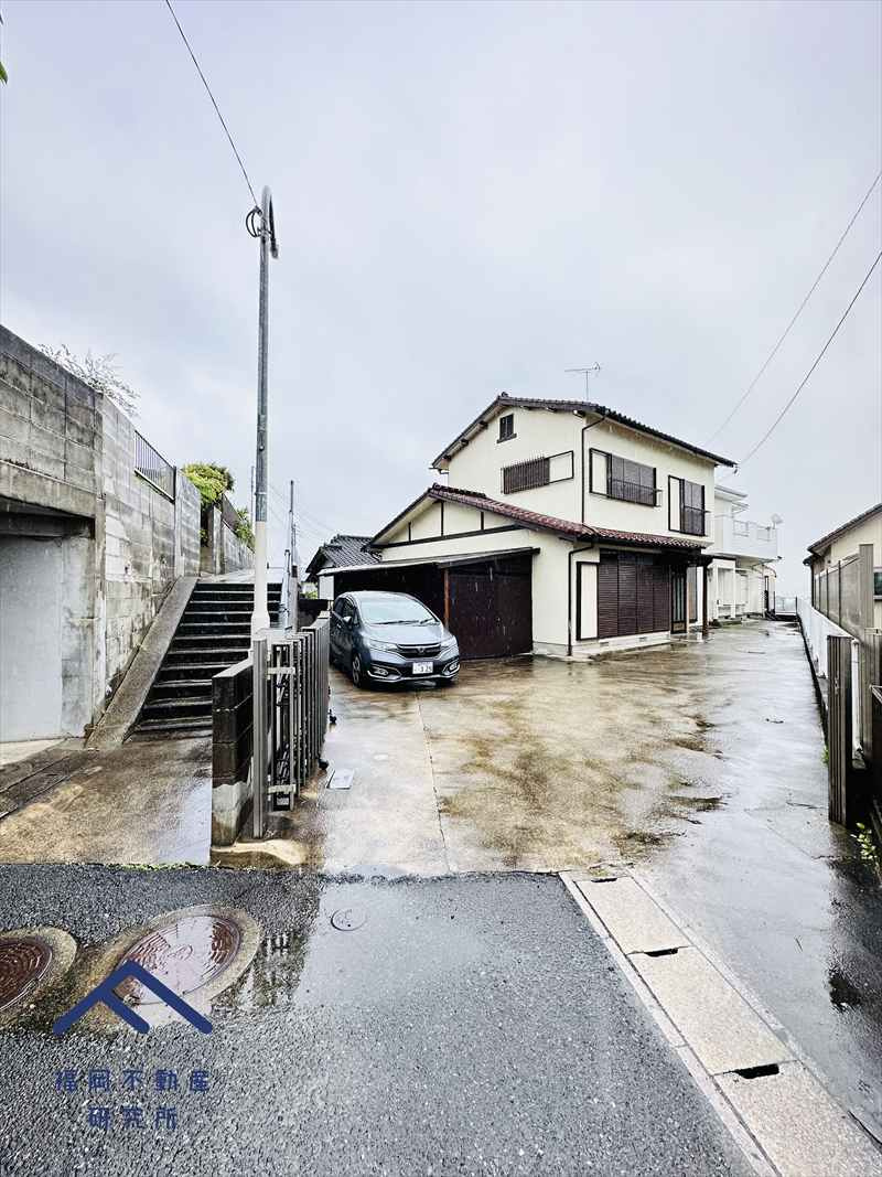 南区野多目６丁目　戸建ての駐車場