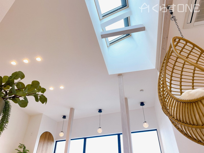 【その他】 | たつの市龍野町中村／全5区画 | 【自社施工例】天井から差し込む心地よい光でゆとりある暮らし