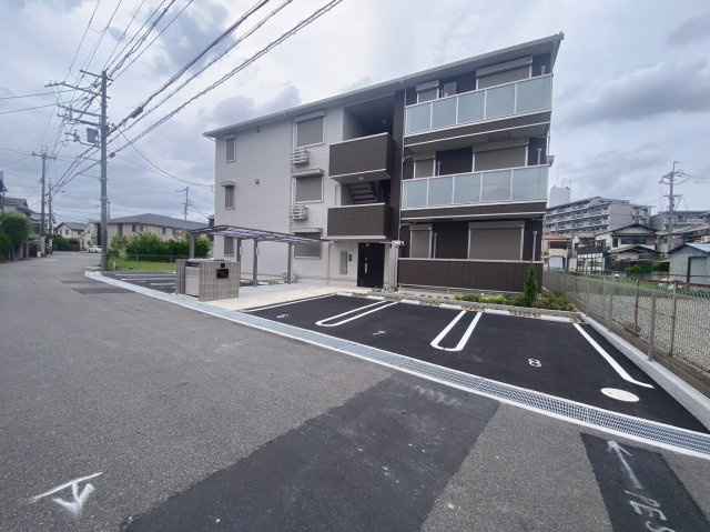 Porte bonheur(ポルト　ボヌール)の駐車場