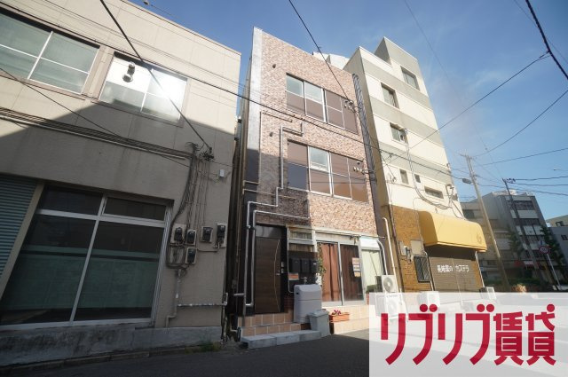 市場町GKビルの外観