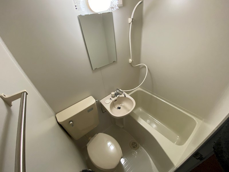 壬生ハイツの浴室
